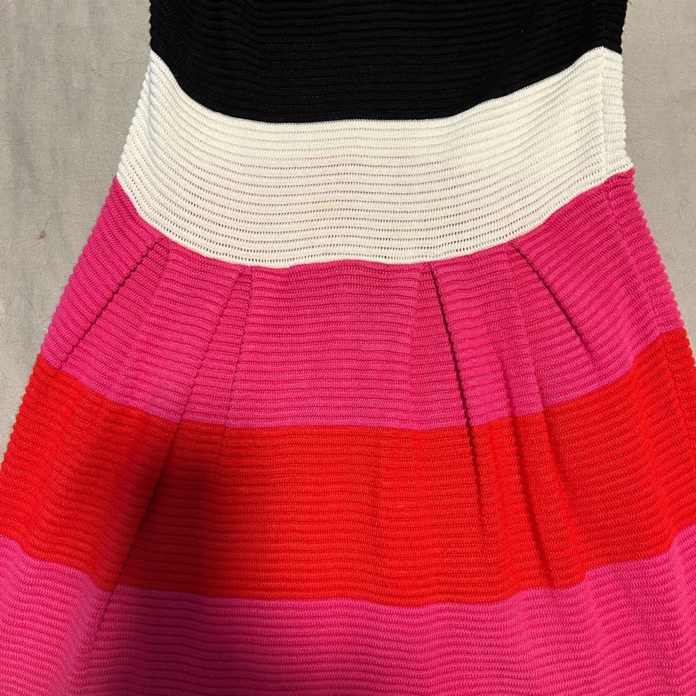 INC International Concepts sweater dress - Picture 3 of 3